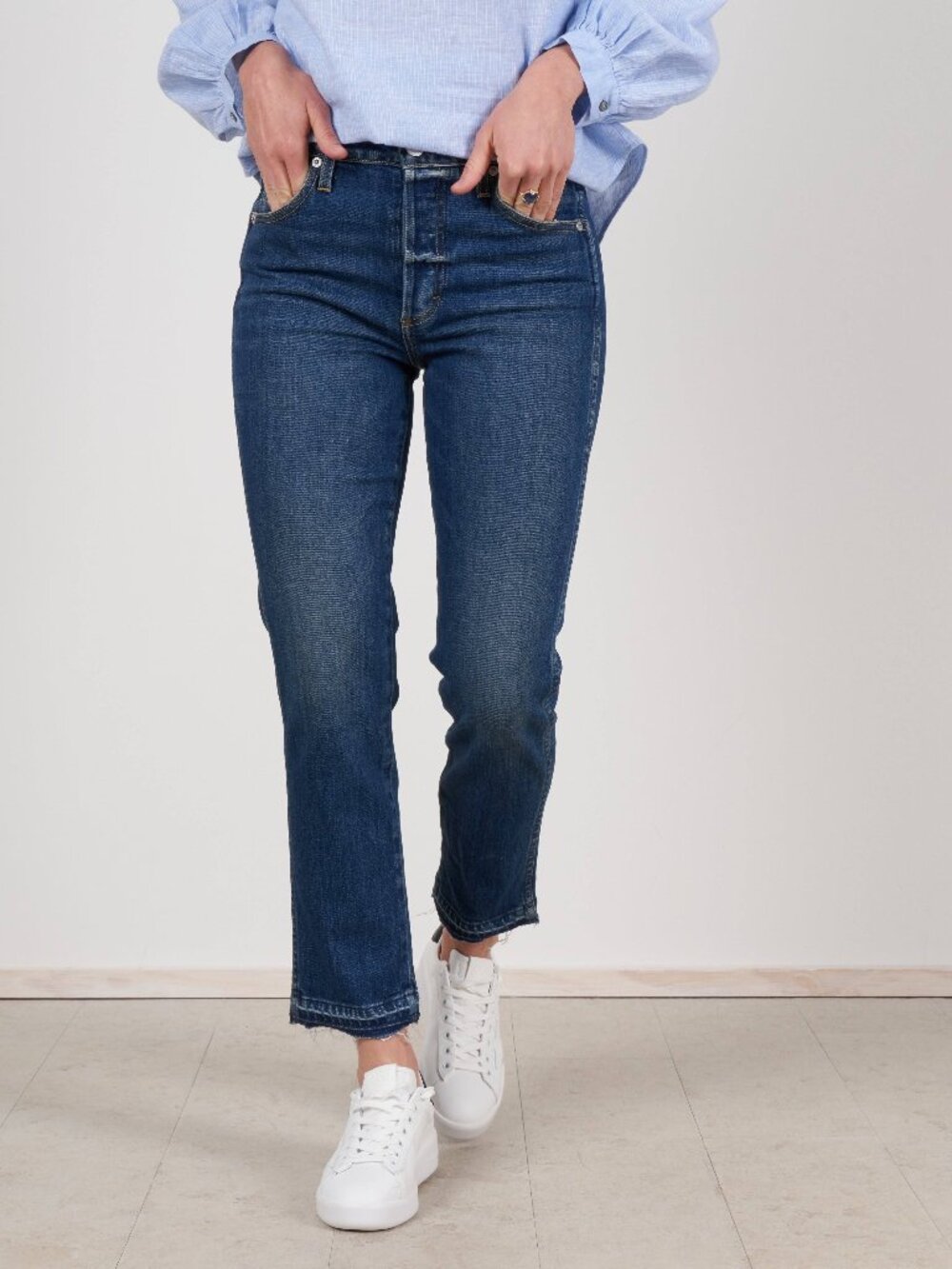 Amo Babe Cropped Raw Hem Button Fly Jean 28